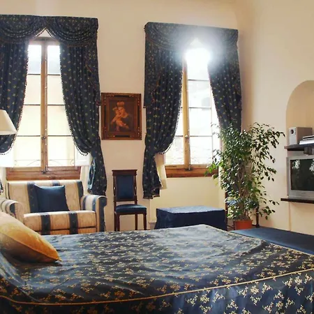 Tornabuoni La Petite Suite-3